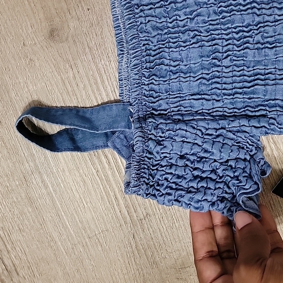 Little Girls Cold Shoulder Denim Dress - Medium Wash Size:10/12 NWT - Picture 3 of 4